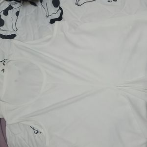 white M sleeveless SHEIN top